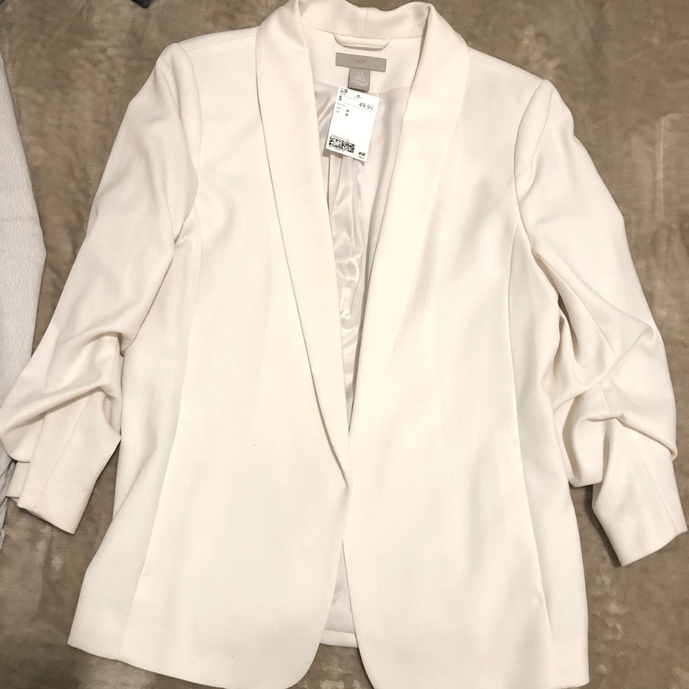 H&M Ivory Women’s Blazer Size M